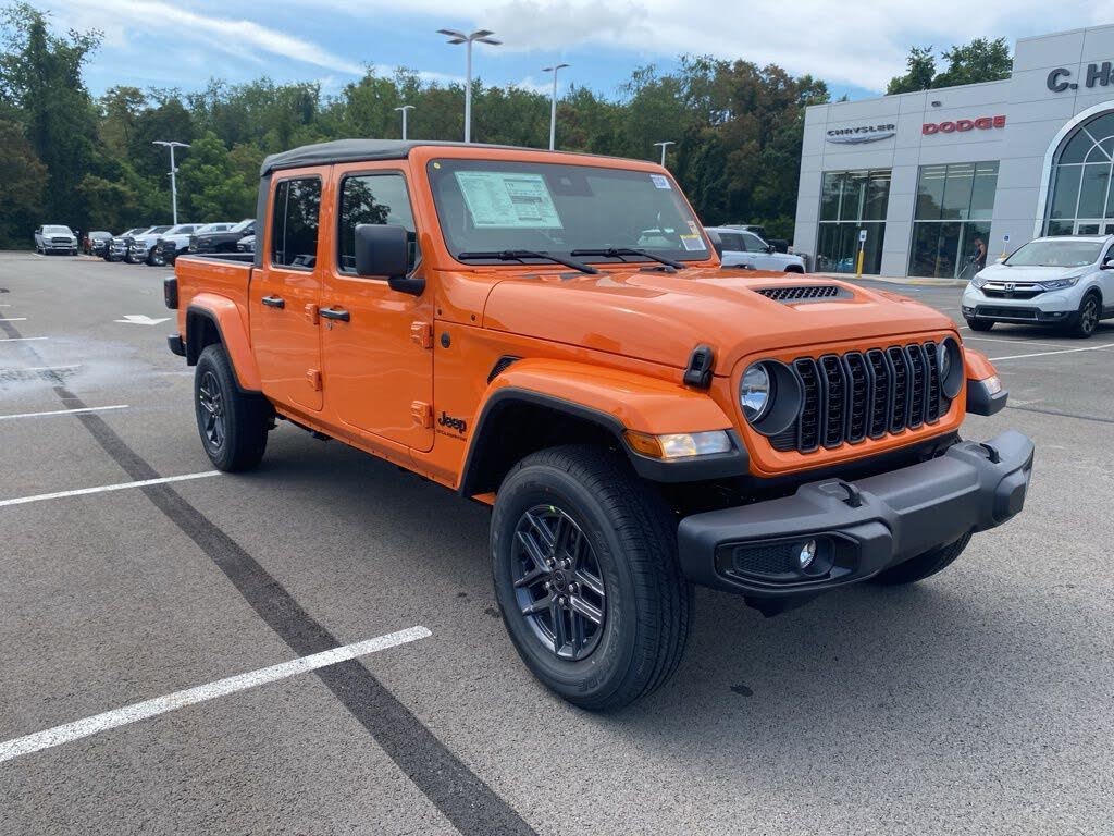 2025 Jeep Gladiator Sport S Crew Cab 4WD