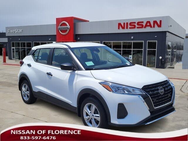 2025 Nissan Kicks Play S FWD