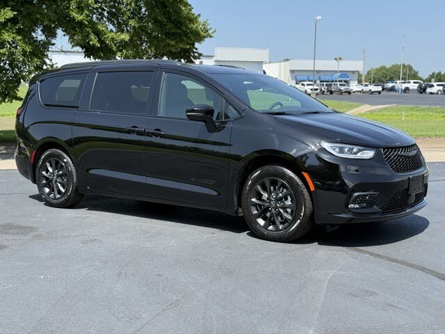 2025 Chrysler Pacifica Select FWD