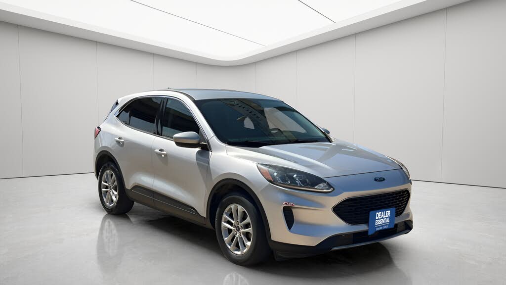 2020 Ford Escape SE FWD