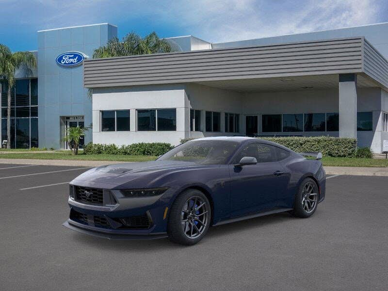 2025 Ford Mustang Dark Horse Fastback RWD