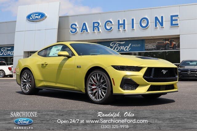 2025 Ford Mustang GT Premium Fastback RWD