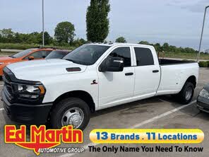 RAM 3500 Tradesman Crew Cab LB DRW RWD