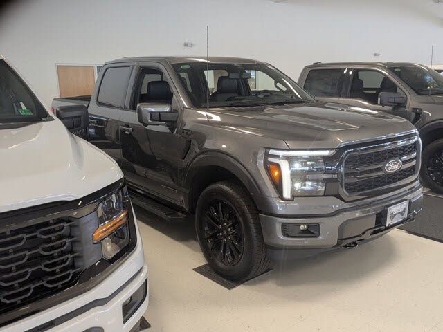 2025 Ford F-150 Lariat SuperCrew 4WD