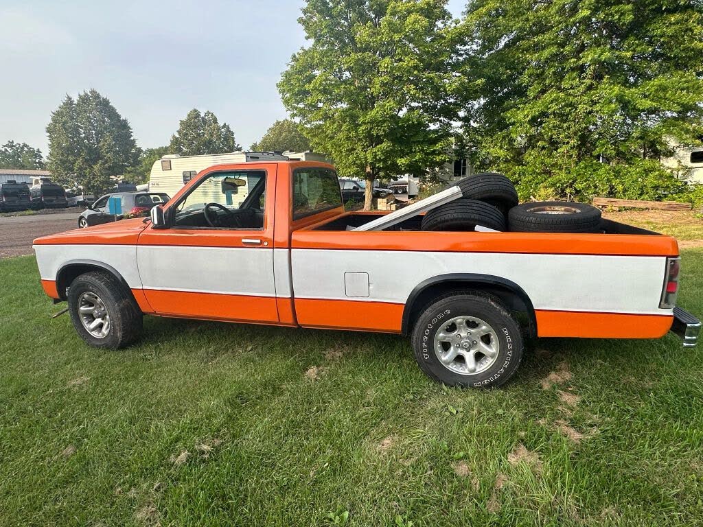 1993 GMC Sonoma 2 Dr STD Standard Cab SB