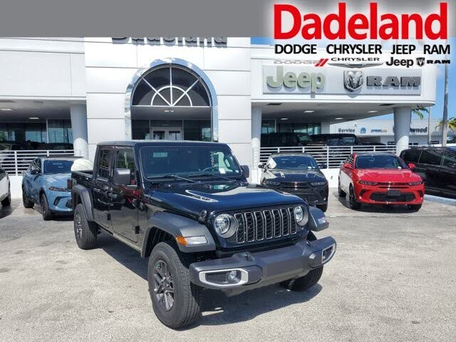 2025 Jeep Gladiator Sport S Crew Cab 4WD