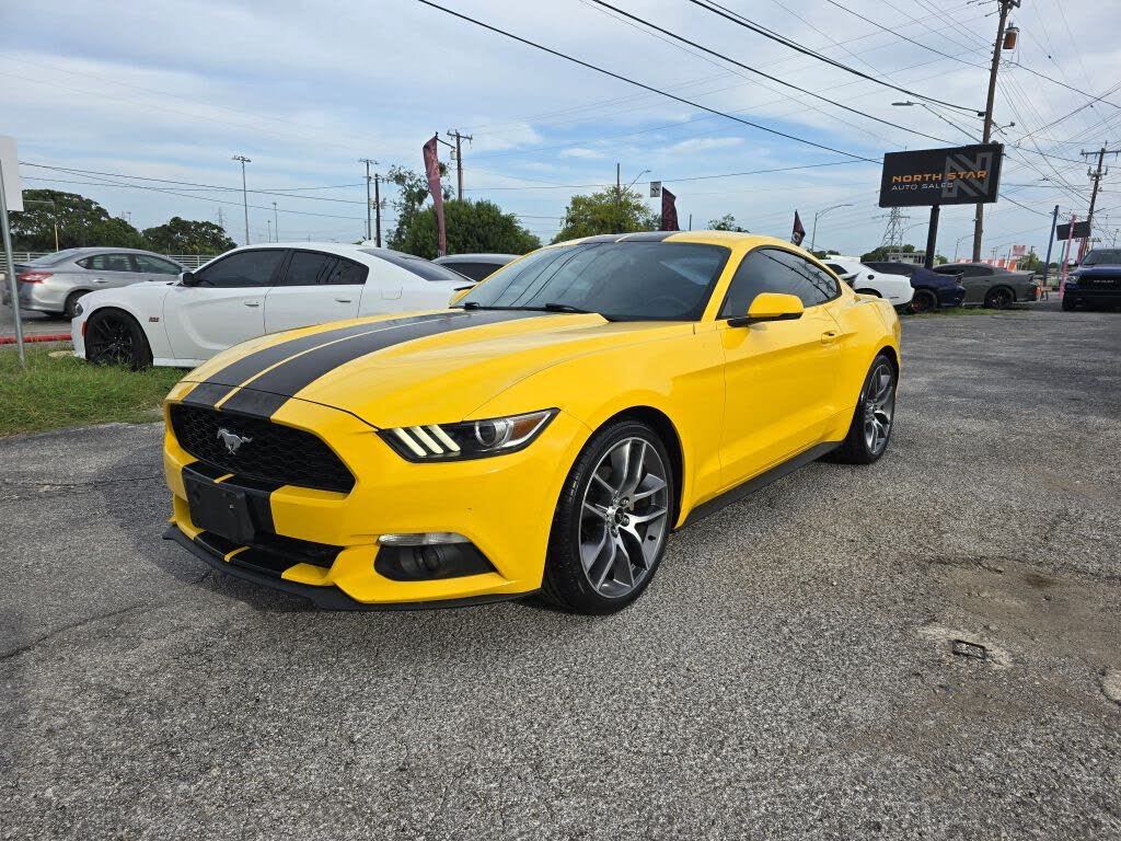 2015 Ford Mustang EcoBoost Premium Coupe RWD