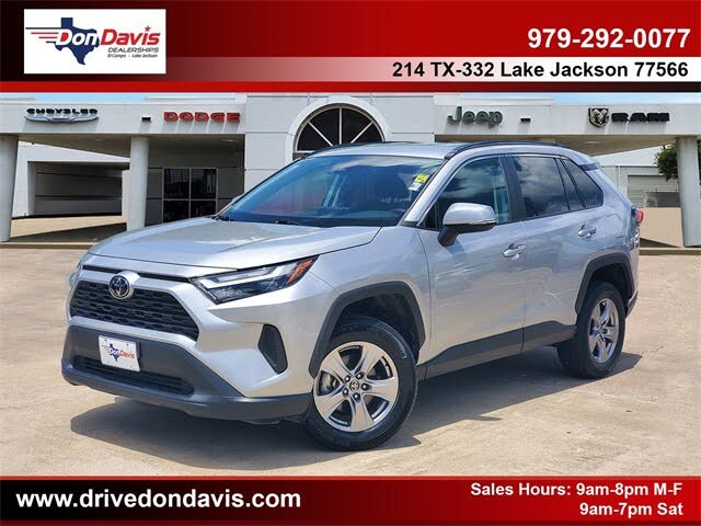 2024 Toyota RAV4 XLE FWD