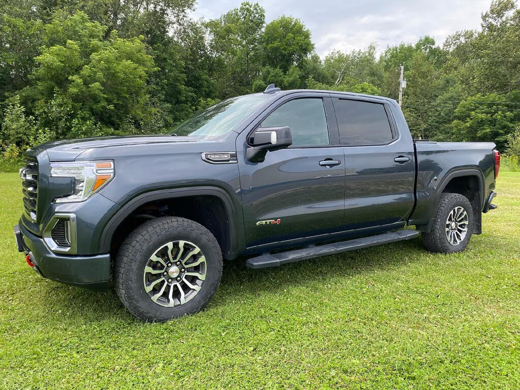 2021 GMC Sierra 1500 AT4 Crew Cab 4WD
