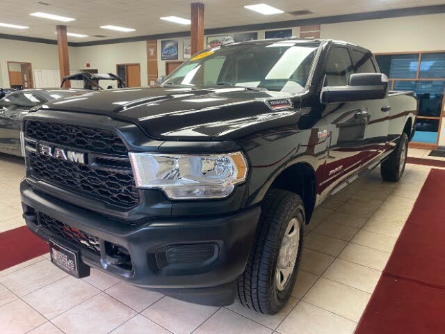 2020 RAM 3500 Big Horn Crew Cab LB 4WD