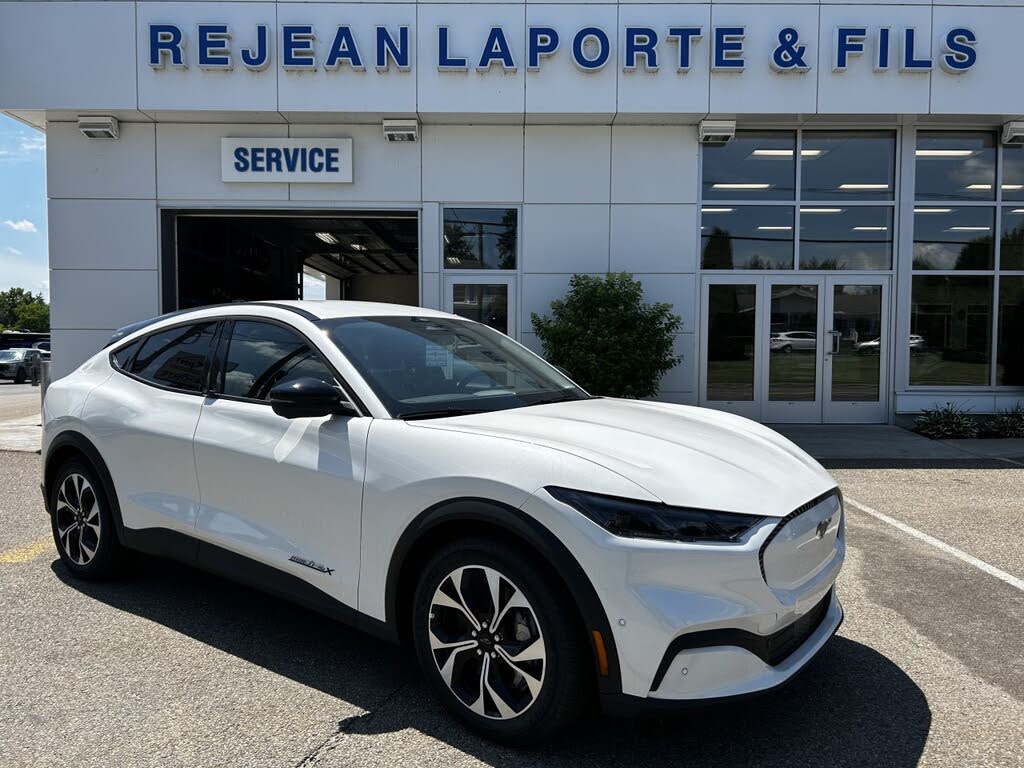2024 Ford Mustang Mach-E Select AWD