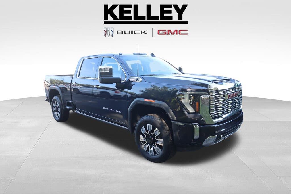 2025 GMC Sierra 2500HD Denali Crew Cab 4WD