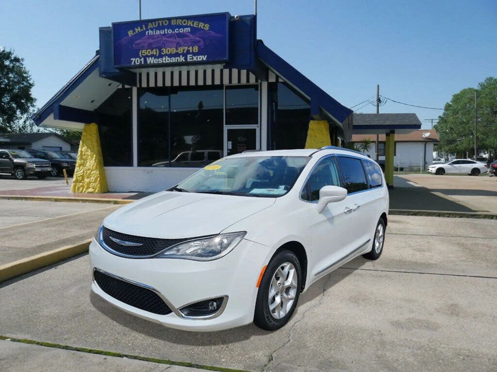 2018 Chrysler Pacifica Touring L FWD