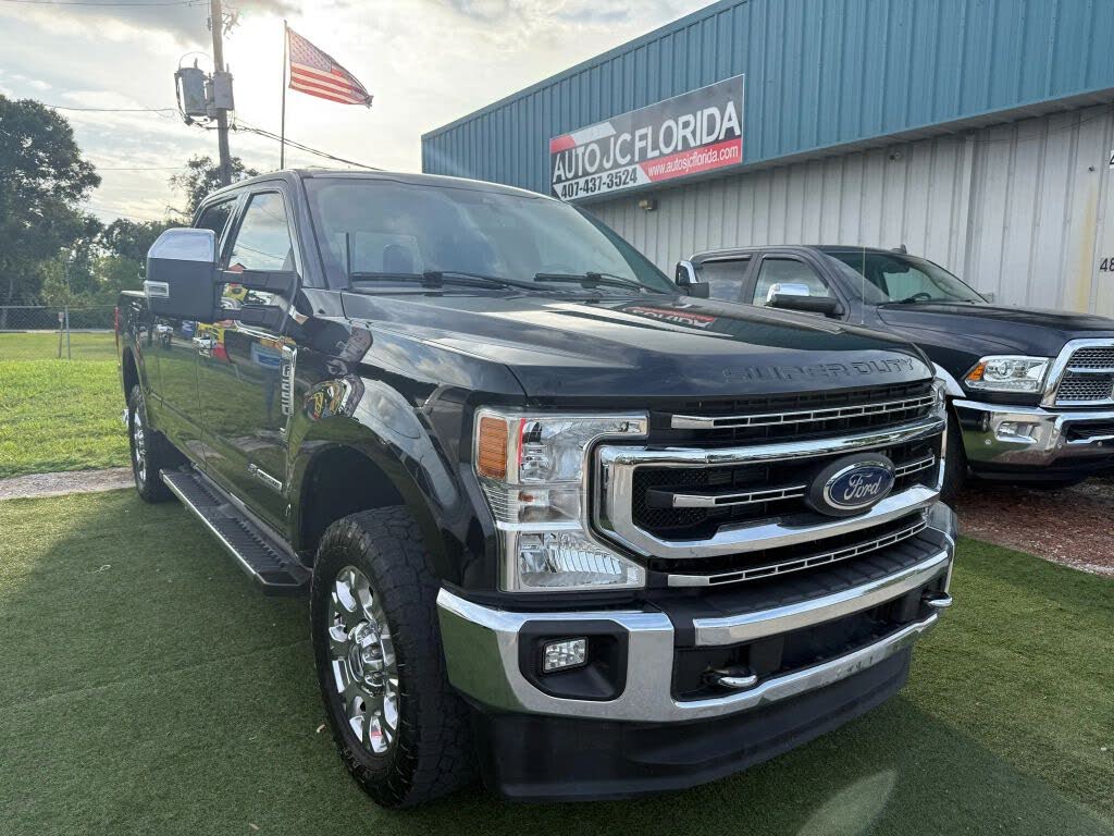 2020 Ford F-250 Super Duty Lariat Crew Cab 4WD