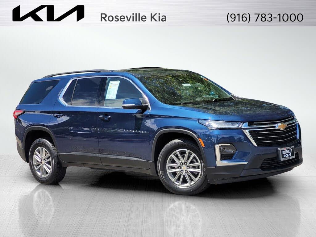 2023 Chevrolet Traverse LT Cloth AWD