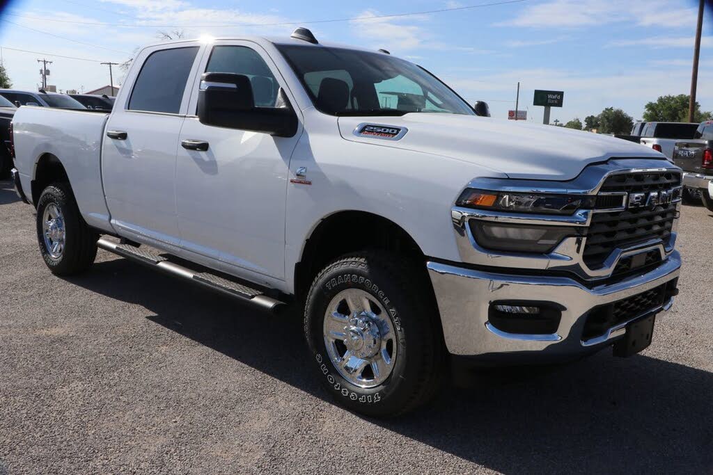 2025 RAM 2500 Tradesman Crew Cab 4WD