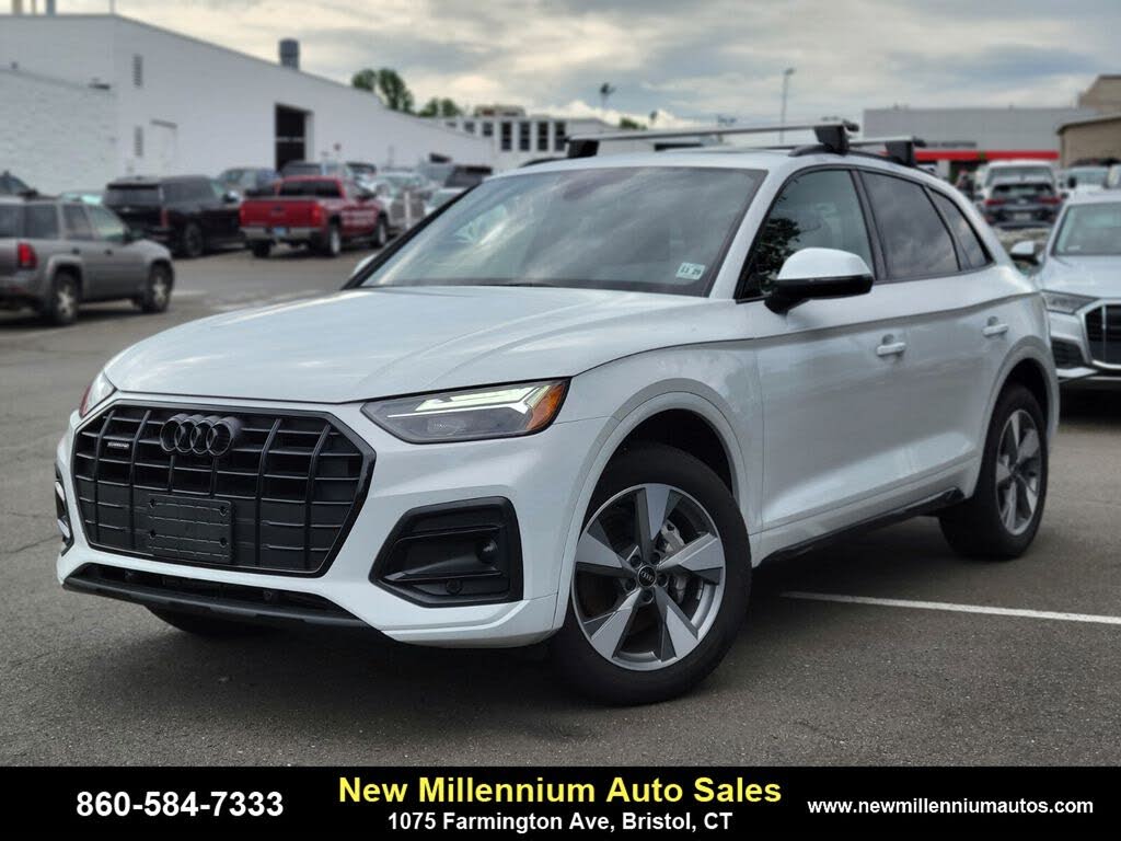 2025 Audi Q5 quattro Premium 40 TFSI