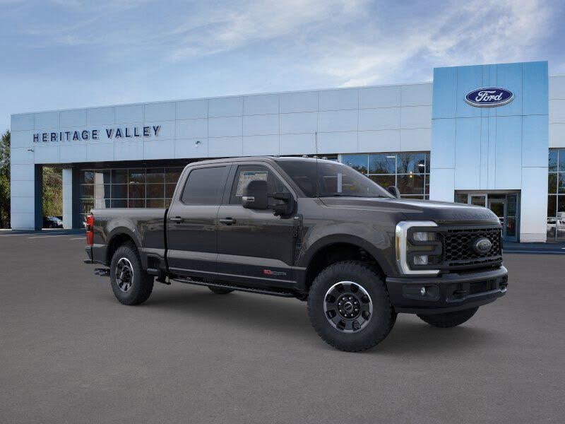 2025 Ford F-350 Super Duty XLT Crew Cab 4WD
