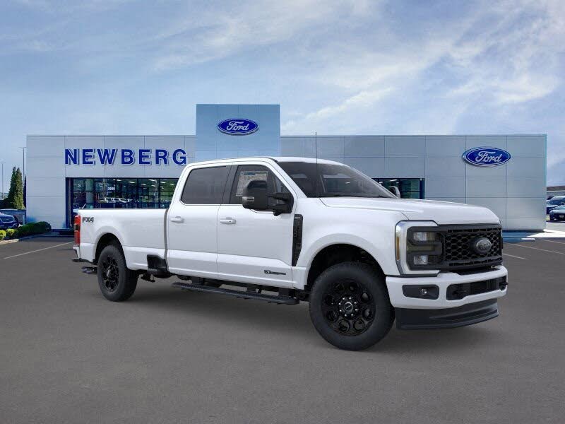 2025 Ford F-350 Super Duty Lariat Crew Cab 4WD