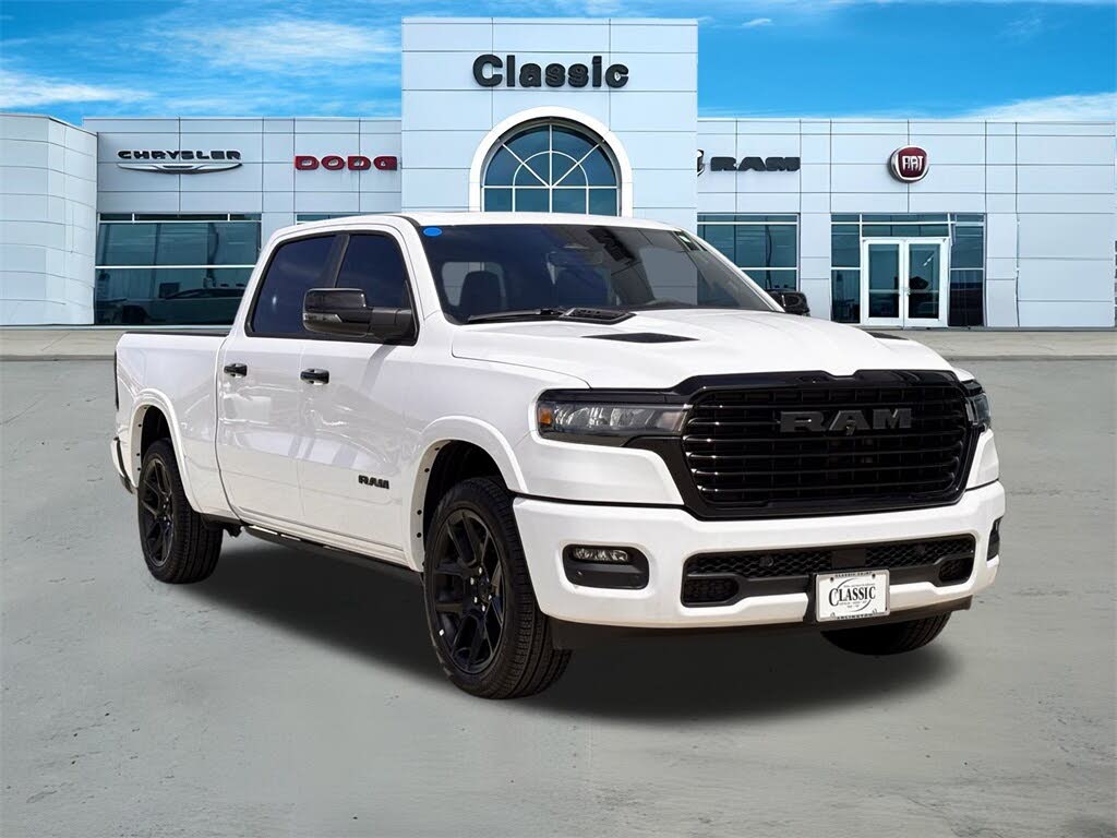 2025 RAM 1500 Laramie Crew Cab 4WD