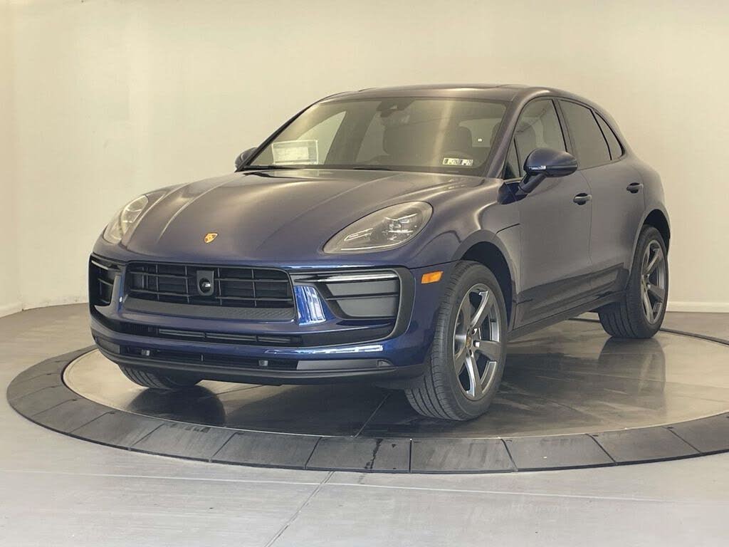 2025 Porsche Macan AWD