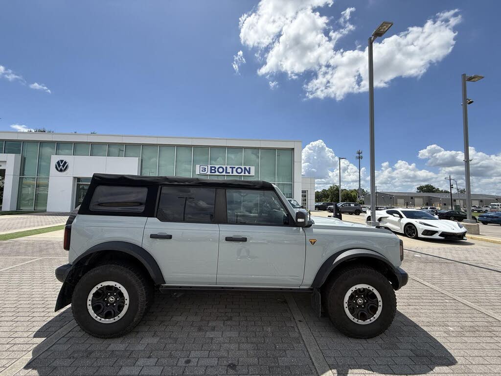 2022 Ford Bronco Badlands Advanced 4-Door 4WD