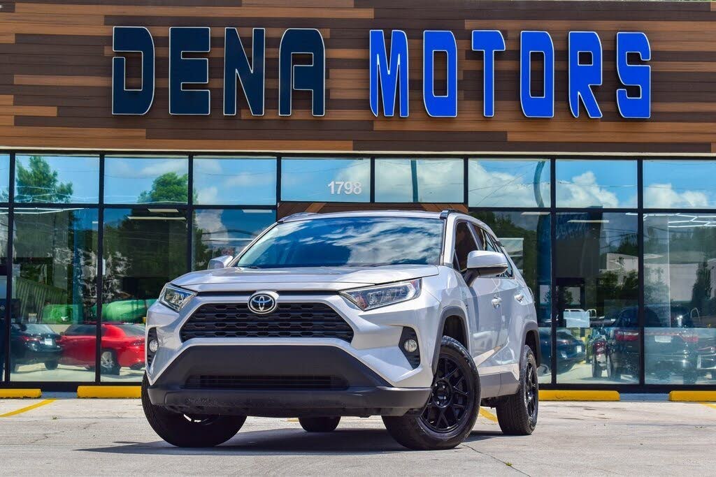 2020 Toyota RAV4 XLE FWD