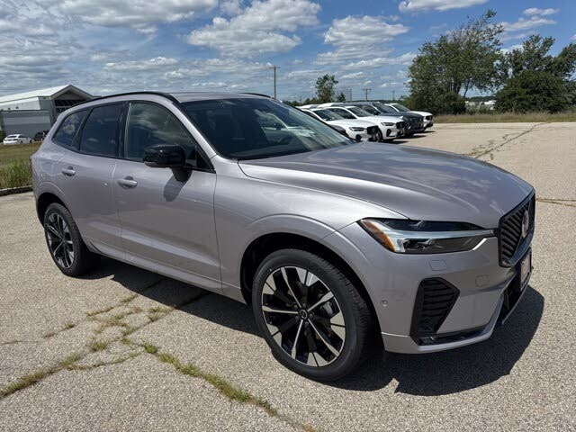 2026 Volvo XC60 B5 Plus AWD