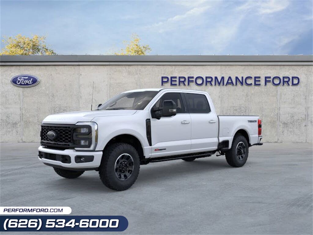 2025 Ford F-350 Super Duty Lariat Crew Cab 4WD