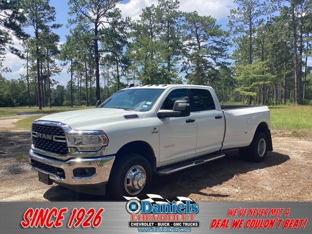 2024 RAM 3500 Big Horn Crew Cab LB DRW 4WD