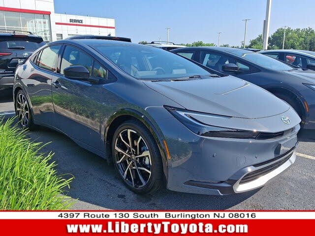 2025 Toyota Prius Plug-In Hybrid XSE FWD