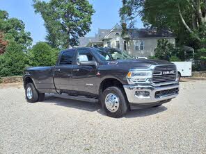RAM 3500 Laramie Crew Cab LB DRW 4WD