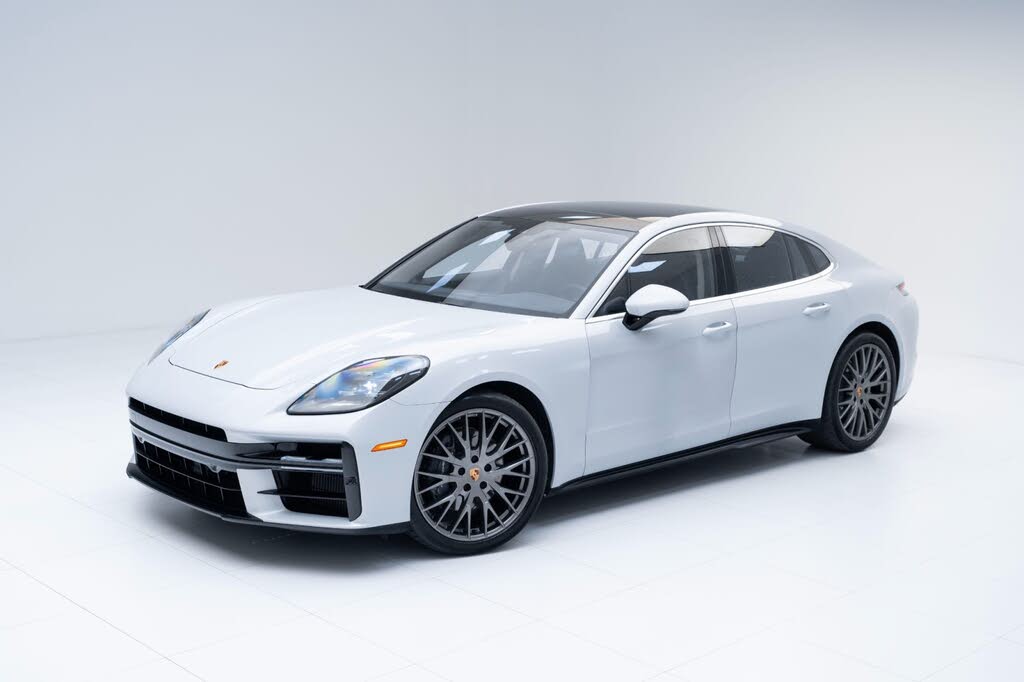 2025 Porsche Panamera