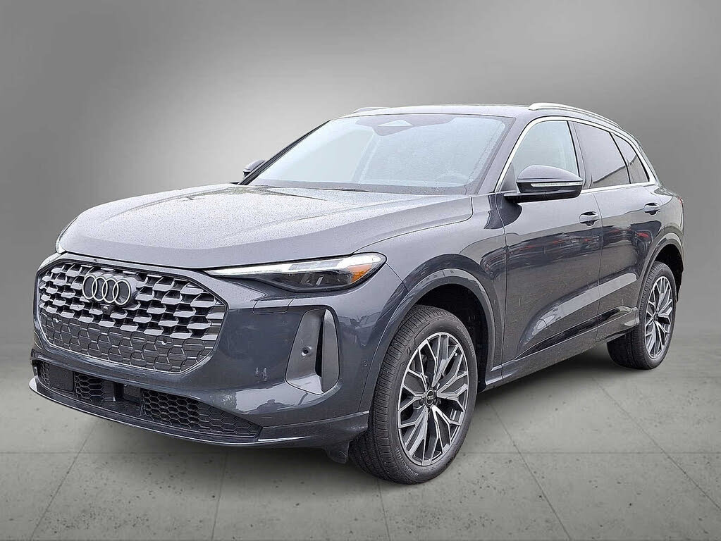 2025 Audi Q5 quattro Premium Plus 40 TFSI