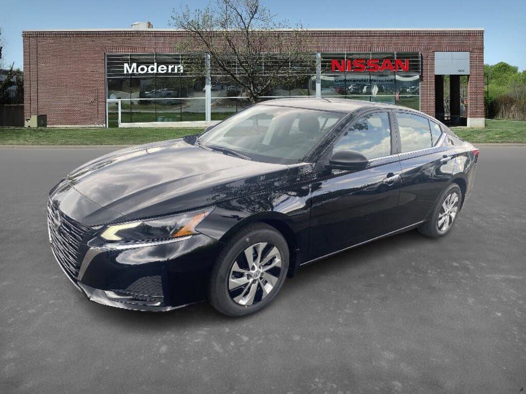 2025 Nissan Altima 2.5 S FWD