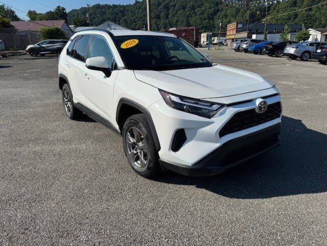 2024 Toyota RAV4 XLE AWD