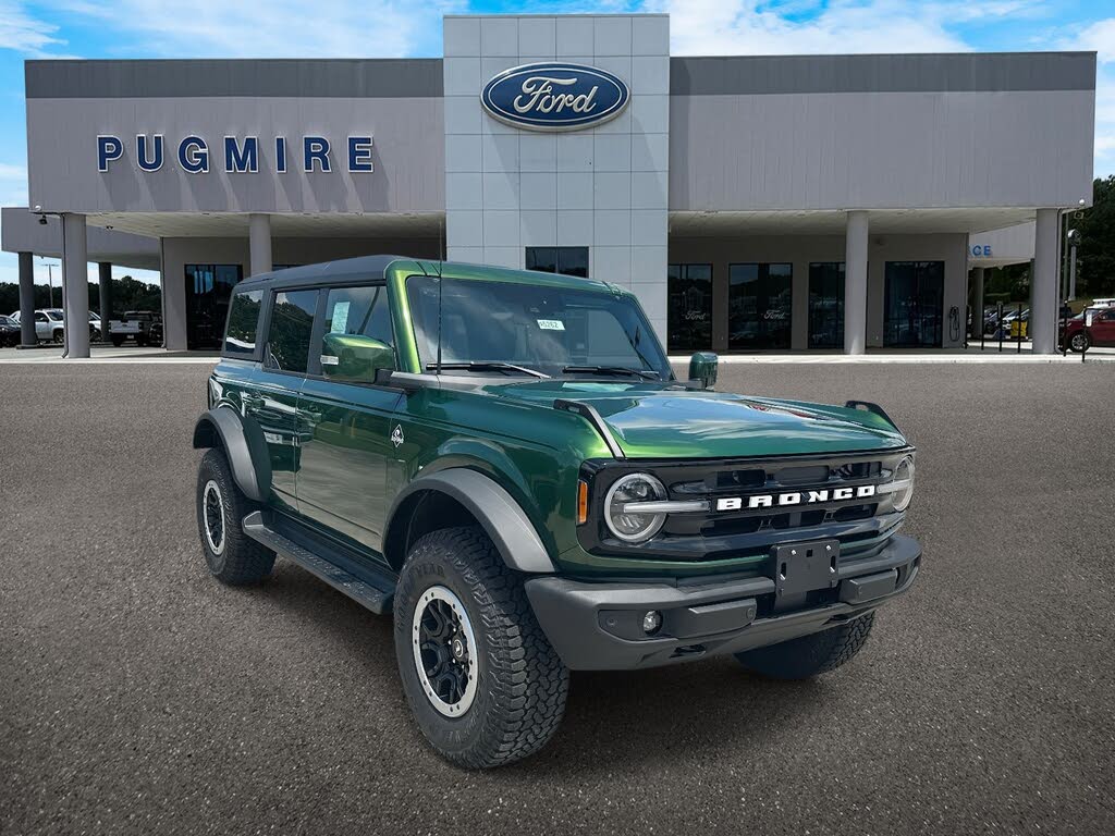 2025 Ford Bronco Outer Banks 4-Door 4WD