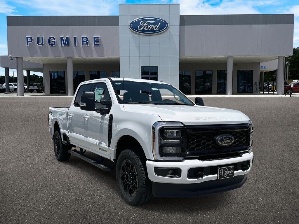 2025 Ford F-250 Super Duty XLT Crew Cab 4WD