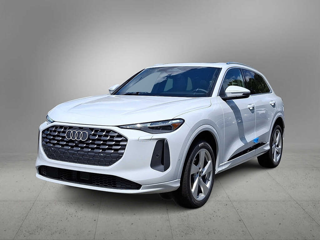 2025 Audi Q5 quattro Premium Plus 40 TFSI