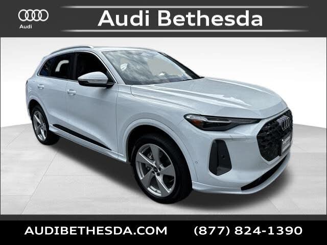 2025 Audi Q5 quattro Premium Plus 40 TFSI