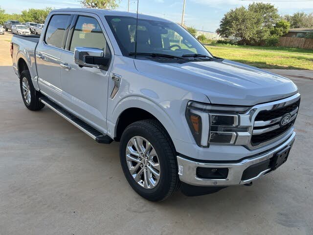 2025 Ford F-150 Lariat SuperCrew 4WD