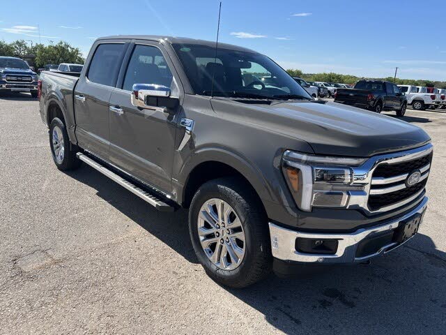 2025 Ford F-150 Lariat SuperCrew 4WD