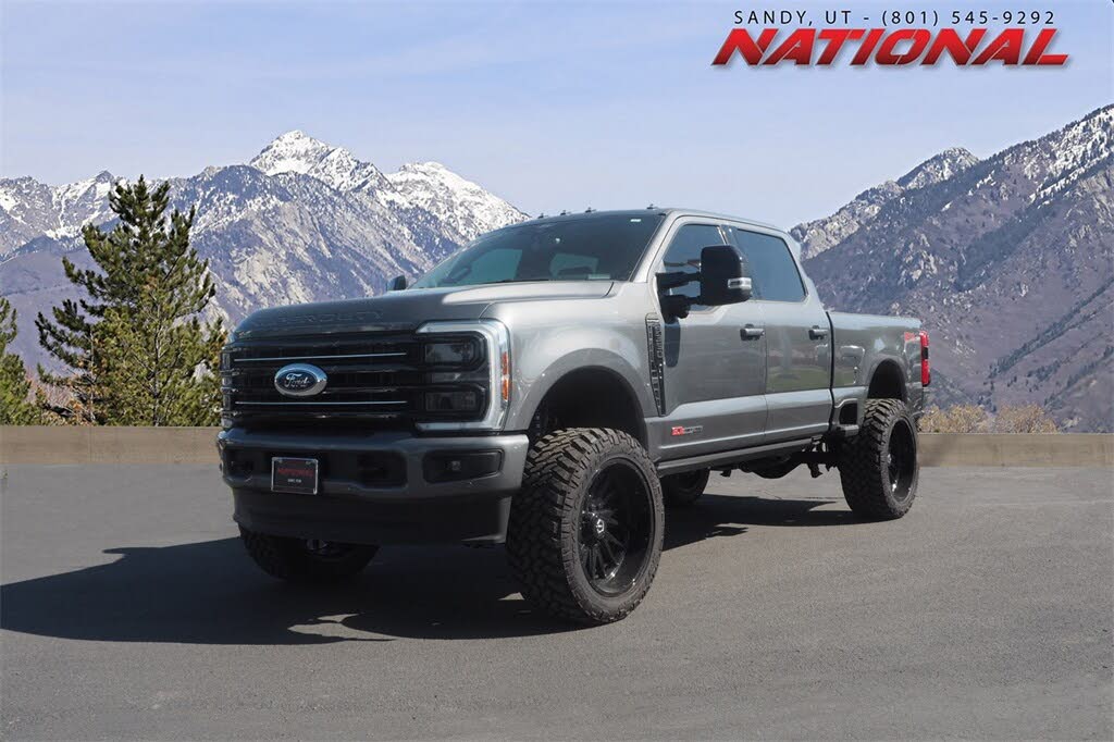 2025 Ford F-350 Super Duty Platinum Crew Cab 4WD