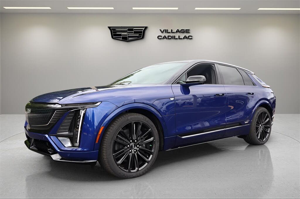 2026 Cadillac LYRIQ-V AWD
