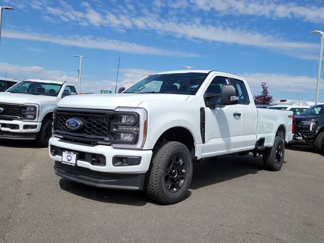2025 Ford F-350 Super Duty XL SuperCab LB 4WD
