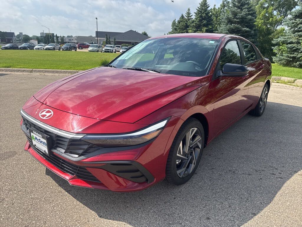 2025 Hyundai Elantra SEL Sport FWD
