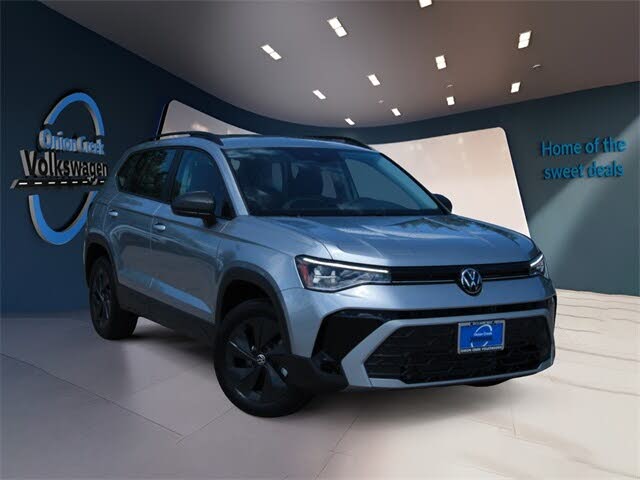 2025 Volkswagen Taos S FWD