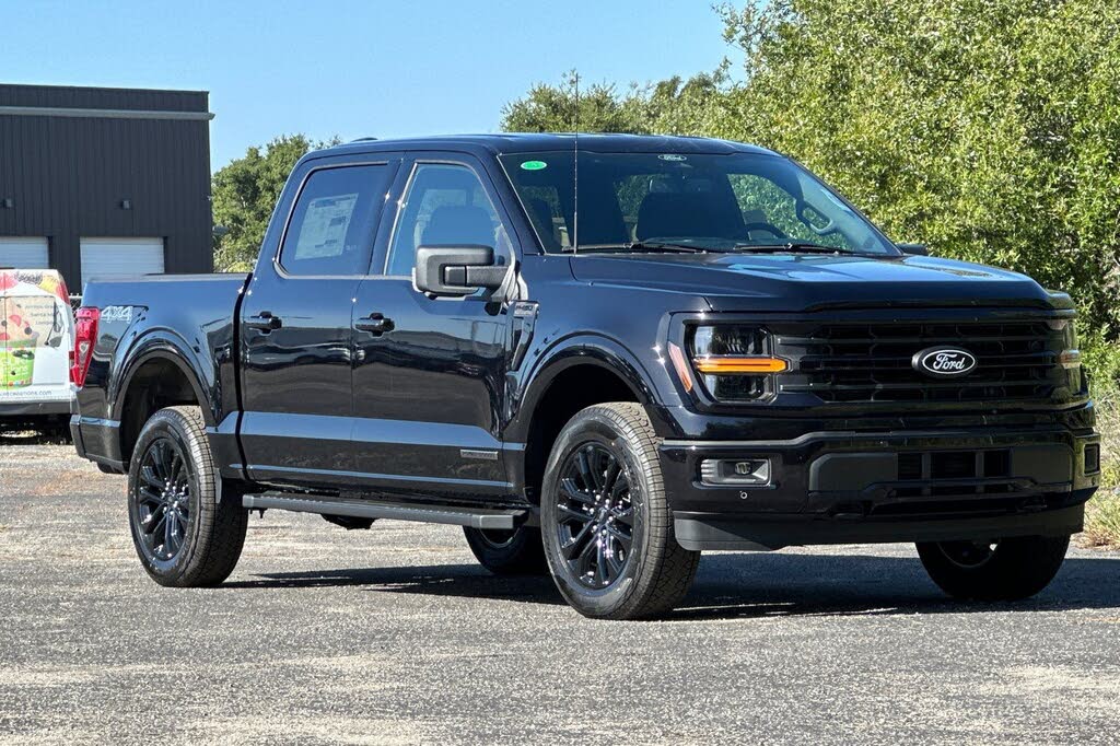 2025 Ford F-150 XLT SuperCrew 4WD