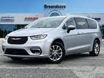 Chrysler Pacifica Touring L AWD