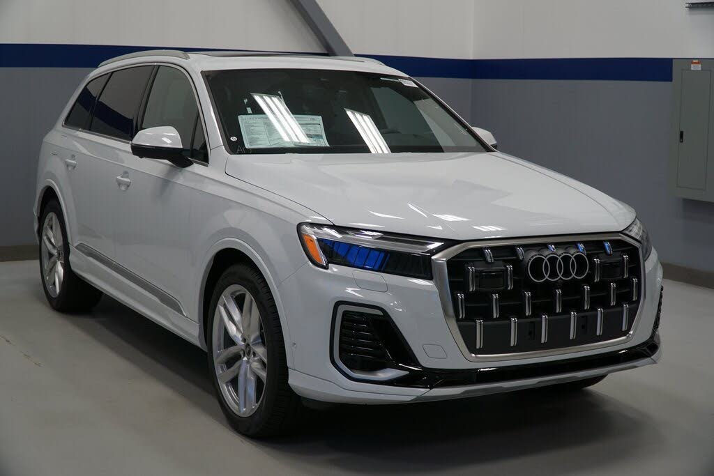 2025 Audi Q7 quattro Premium Plus 55 TFSI